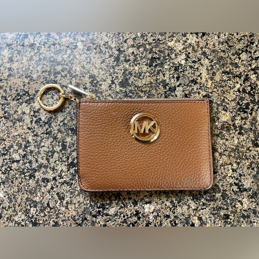NWT Michael Kors travel wallet